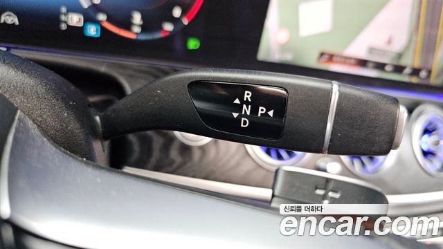 Mercedes-Benz E-Class (W213) E220d 4MATIC AMG Line 2021 — фото 9