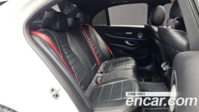 Mercedes-Benz E-Class (W213) E220d 4MATIC AMG Line 2021 — фото 16