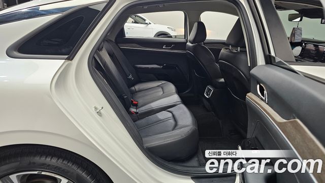Kia K5 (III) 2.0 Noblesse 2021 — фото 11