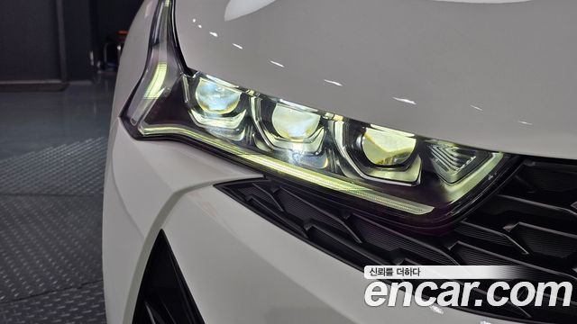 Kia K5 (III) 2.0 Noblesse 2021 — фото 22
