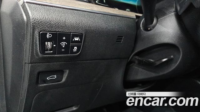 Kia K5 (III) 2.0 Noblesse 2021 — фото 27