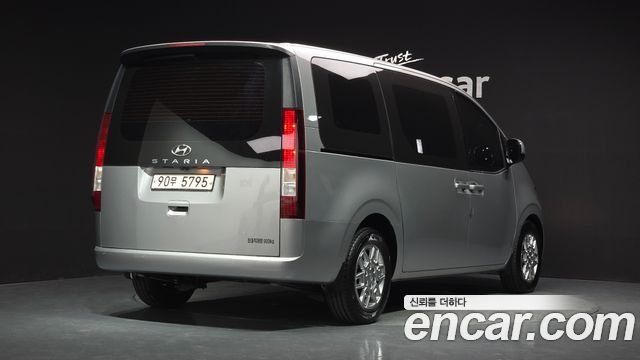 Hyundai Staria Cargo 3-Seater Modern 2022 — фото 2