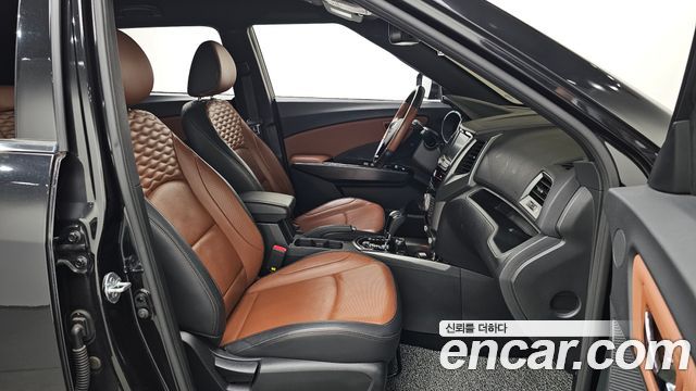 KG Mobility (SsangYong) Tivoli Armor Gear Edition 2WD 2018 — фото 11
