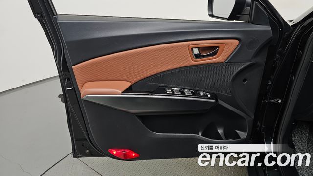KG Mobility (SsangYong) Tivoli Armor Gear Edition 2WD 2018 — фото 24