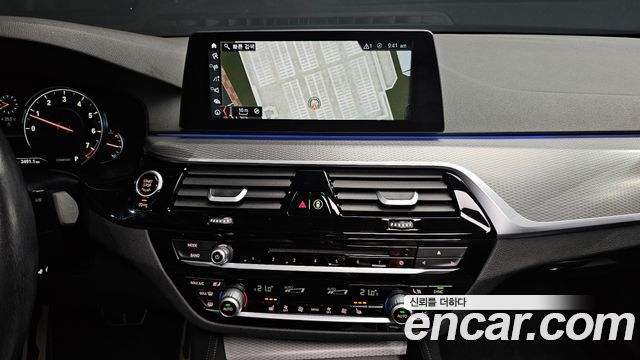 BMW 5 Series (G30) 530i M Sport Package 2017 — фото 17