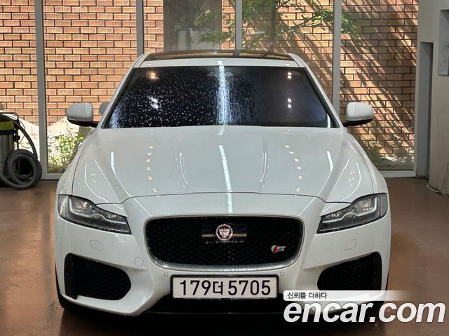 Jaguar XF (X260) 3.0 S AWD 2017 — фото 20
