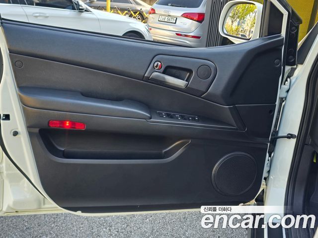 KG Mobility (SsangYong) Korando Sport 2.2 Samba Edition 4WD 2017 — фото 9