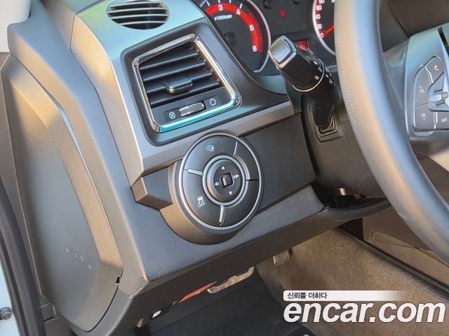 KG Mobility (SsangYong) Korando Sport 2.2 Samba Edition 4WD 2017 — фото 15