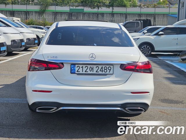 Mercedes-Benz E-Class (W213) E250 AMG Line 2023 — фото 4