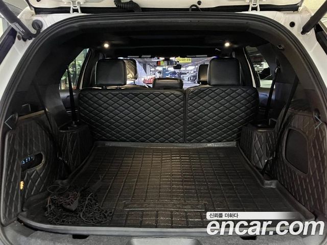 Ford Explorer 3.5 Limited 4WD 5th 2018 — фото 6