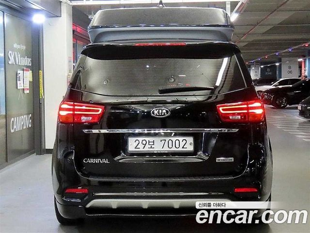 Kia Carnival 9-Seater Hi-Limousine Luxury 2019 — фото 5