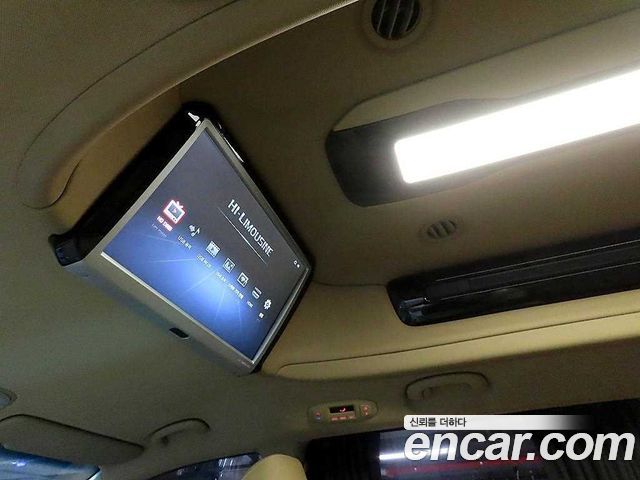 Kia Carnival 9-Seater Hi-Limousine Luxury 2019 — фото 19