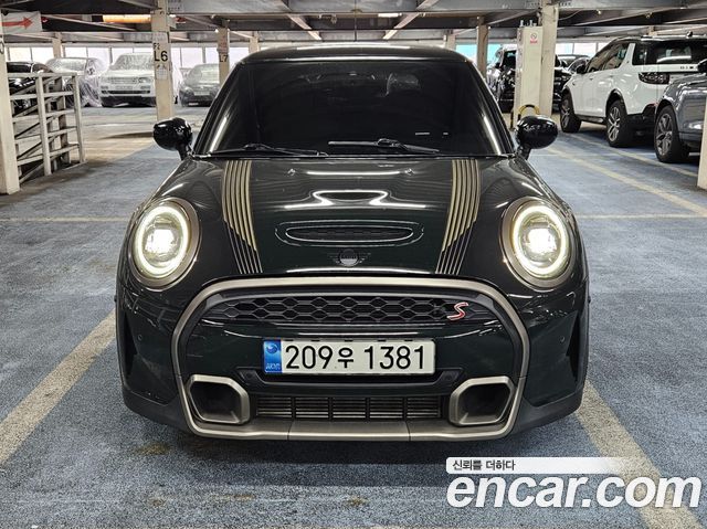 MINI Cooper S 3Door Resolute Edition 3rd Gen 2023 — фото 3