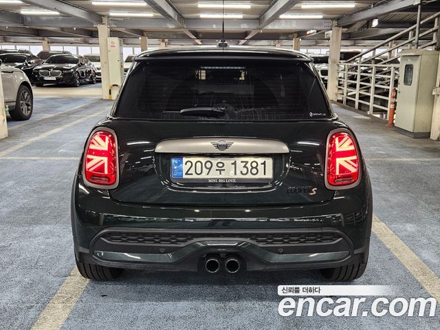 MINI Cooper S 3Door Resolute Edition 3rd Gen 2023 — фото 4