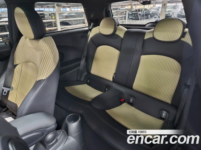 MINI Cooper S 3Door Resolute Edition 3rd Gen 2023 — фото 6
