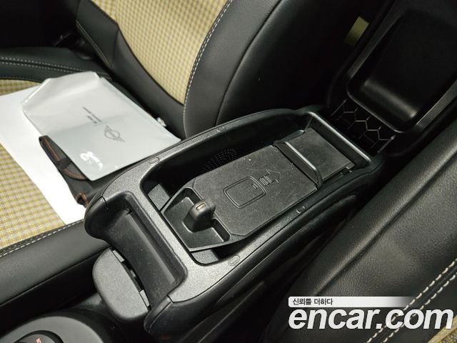 MINI Cooper S 3Door Resolute Edition 3rd Gen 2023 — фото 17