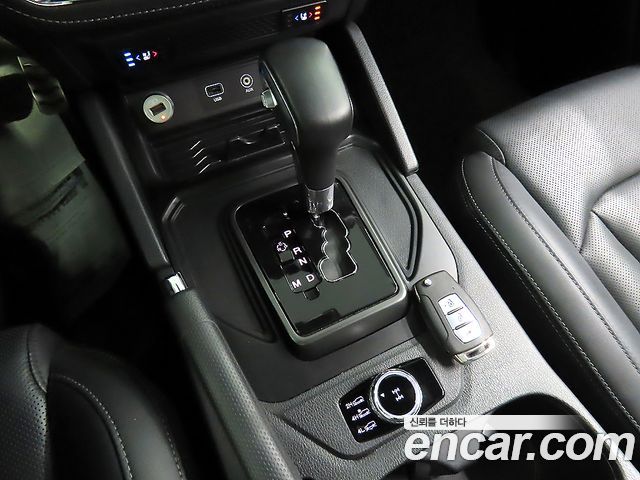 KG Mobility (SsangYong) Rexton Sports Diesel 2.2 4WD Noblesse 2021 — фото 9