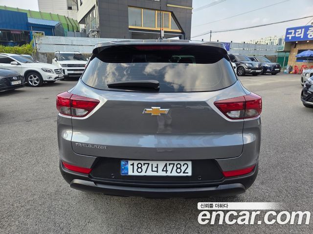 Chevrolet Trailblazer 1.3 Turbo 2WD LS 2022 — фото 4