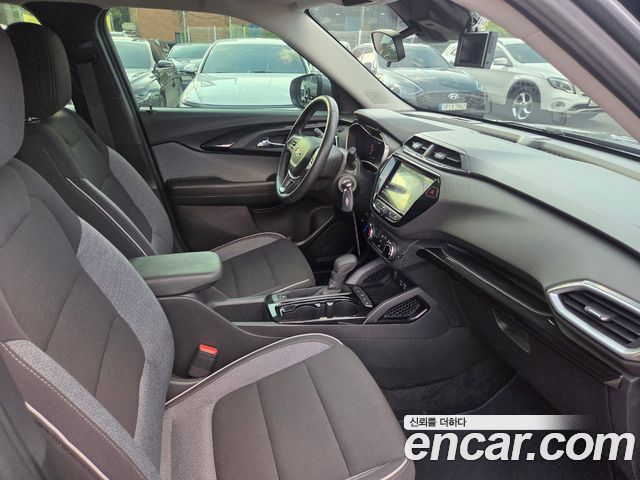 Chevrolet Trailblazer 1.3 Turbo 2WD LS 2022 — фото 21