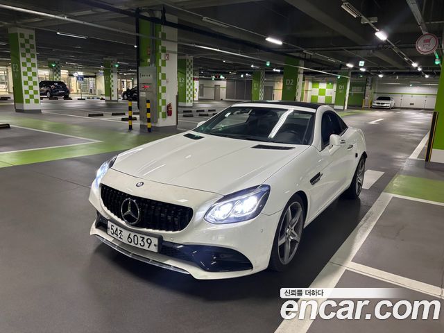 Mercedes-Benz SLC-Class (R172) SLC200