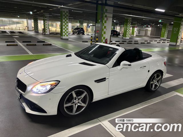 Mercedes-Benz SLC-Class (R172) SLC200 2017 — фото 3