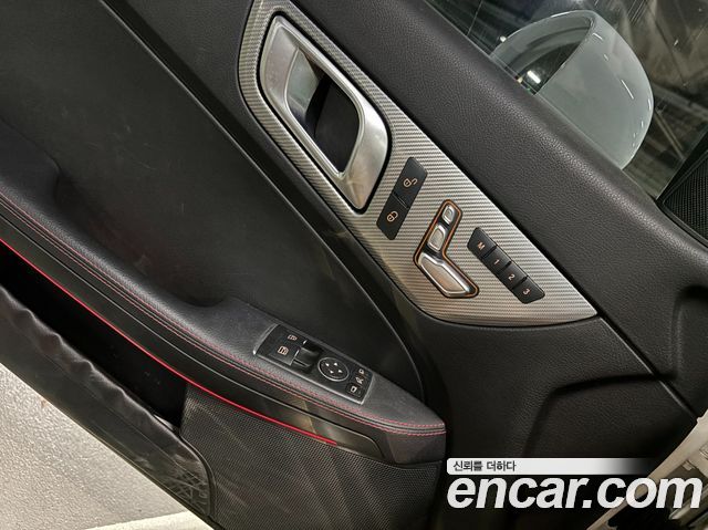 Mercedes-Benz SLC-Class (R172) SLC200 2017 — фото 17