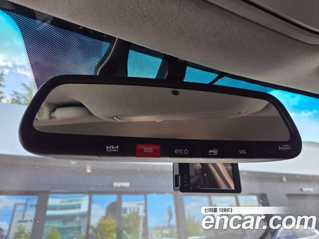 Kia Niro Plus Air 2023 — фото 23
