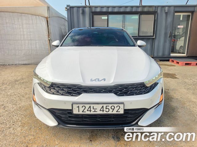 Kia K5 (III) 2.0 Prestige 2022 — фото 1