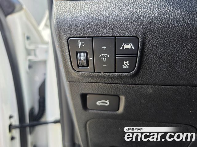 Kia K5 (III) 2.0 Prestige 2022 — фото 16