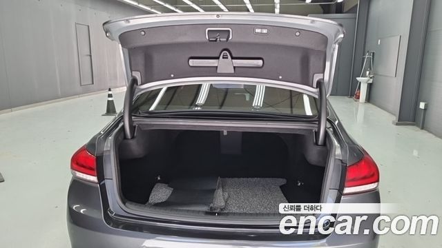 Genesis G80 3.3 GDI Prestige 2019 — фото 18