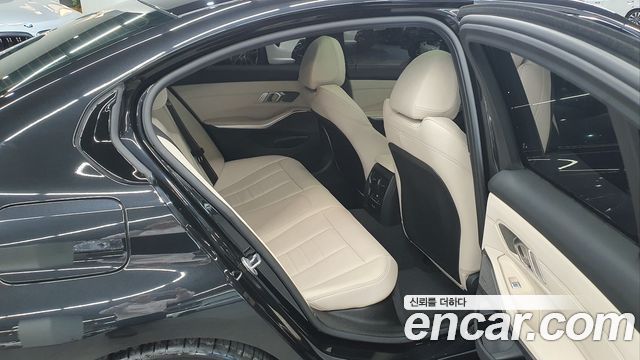 BMW 3 Series (G20) M340i Pro 2025 — фото 16