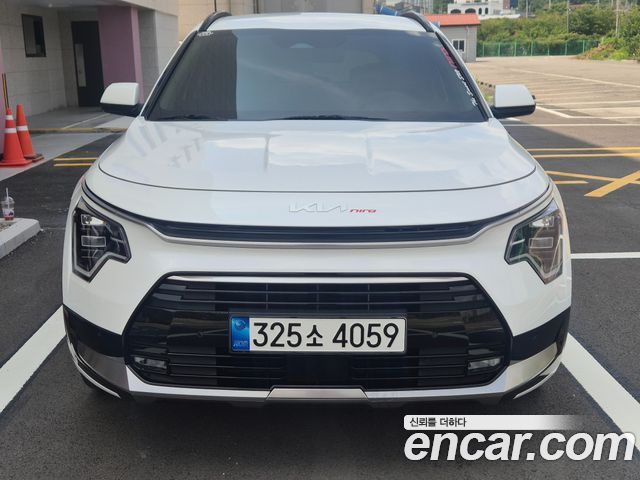 Kia Niro Signature 2022 — фото 3