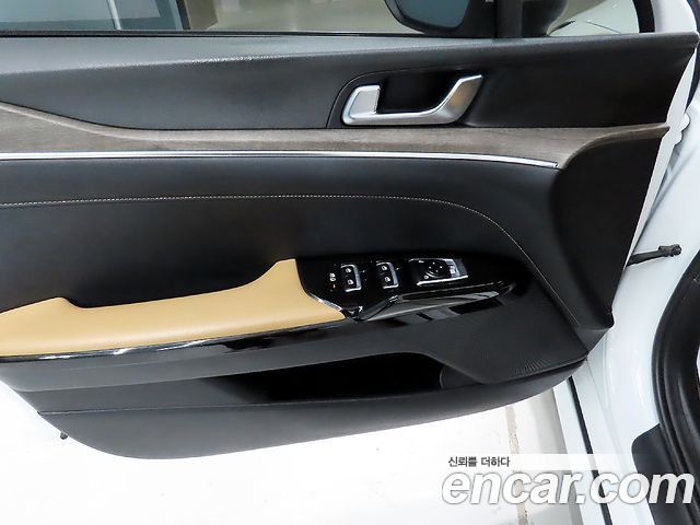 Kia K5 Hybrid (III) Noblesse 2021 — фото 16