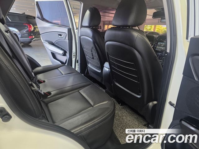 KG Mobility (SsangYong) Very New Tivoli Gasoline 1.5 2WD V3 2021 — фото 18