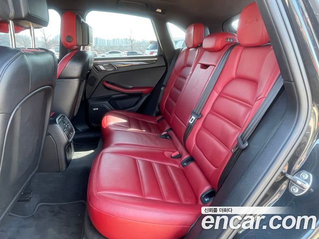 Porsche Macan 3.0 GTS 95B 2018 — фото 10