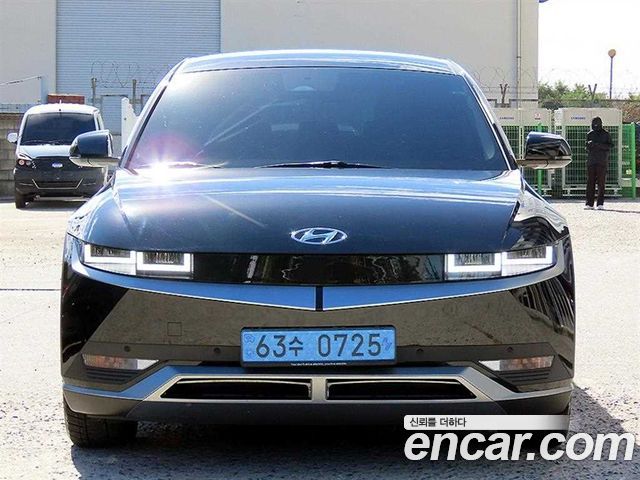 Hyundai Ioniq 5 Long Range AWD Exclusive 2022 — фото 1