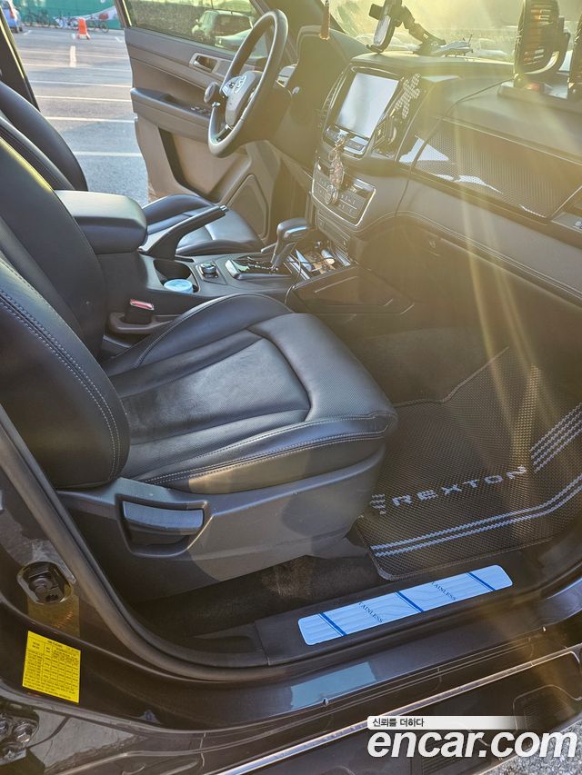KG Mobility (SsangYong) Rexton Sports Diesel 2.2 4WD Prestige 2023 — фото 9