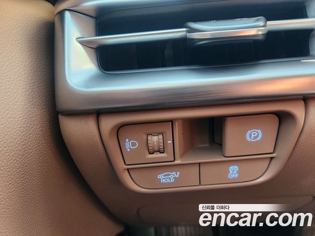 Hyundai Grandeur (GN7) 2,5 Gasoline 2WD Premium 2025 — фото 10