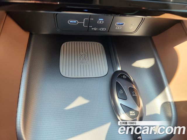 Hyundai Grandeur (GN7) 2,5 Gasoline 2WD Premium 2025 — фото 14