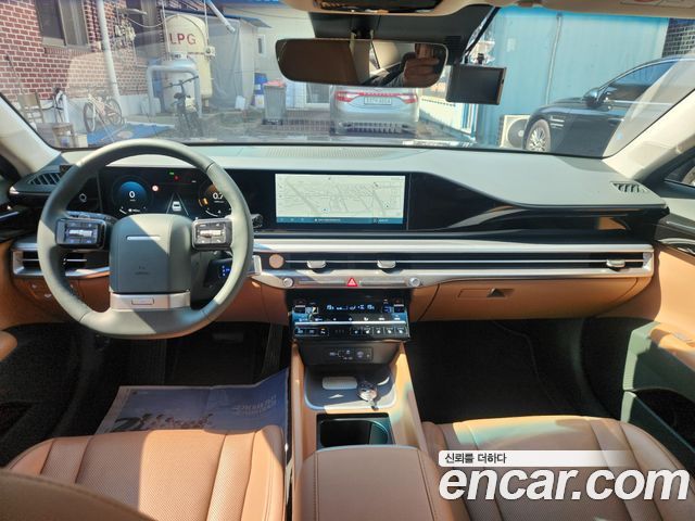 Hyundai Grandeur (GN7) 2,5 Gasoline 2WD Premium 2025 — фото 17