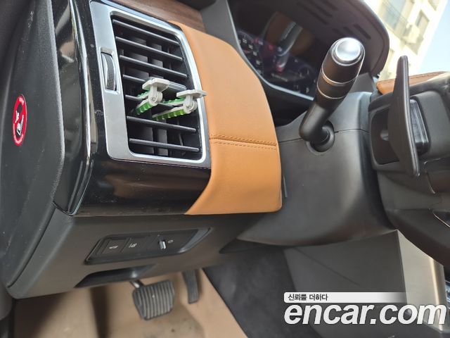 Land Rover Discovery 5 3.0 TD6 HSE Luxury 2018 — фото 11