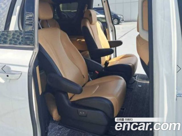 Kia Carnival (IV) Gasoline 9-Seater Signature 2022 — фото 6