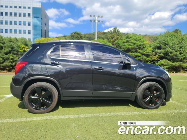 Chevrolet Trax 1.4 Perfect Black 2016 — фото 5