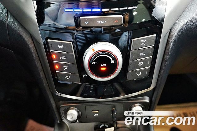 KG Mobility (SsangYong) Tivoli VX 2WD 2016 — фото 17