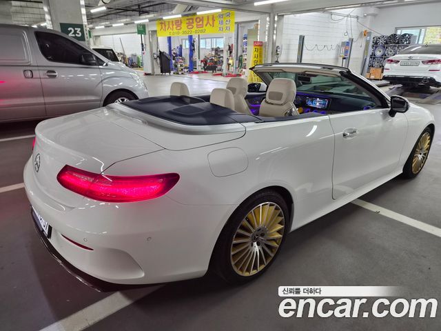 Mercedes-Benz E-Class (W213) E220d Cabriolet 2020 — фото 4