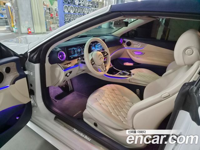 Mercedes-Benz E-Class (W213) E220d Cabriolet 2020 — фото 17