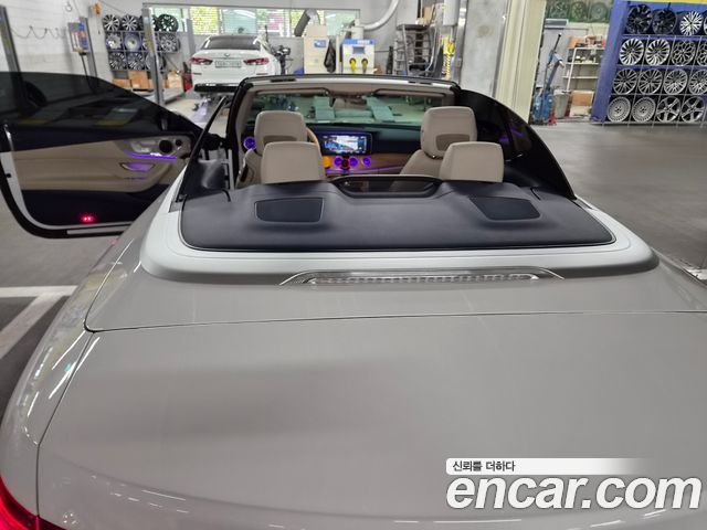 Mercedes-Benz E-Class (W213) E220d Cabriolet 2020 — фото 24