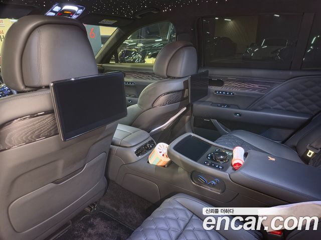 Genesis G90 (RS4) Gasoline 3.5 Turbo e-S/C AWD Black 2025 — фото 10