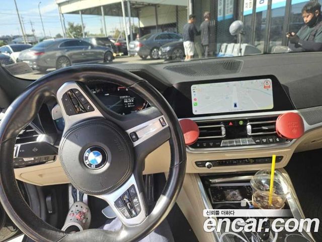 BMW 4 Series (G22) 420i M Sport Convertible 2021 — фото 5