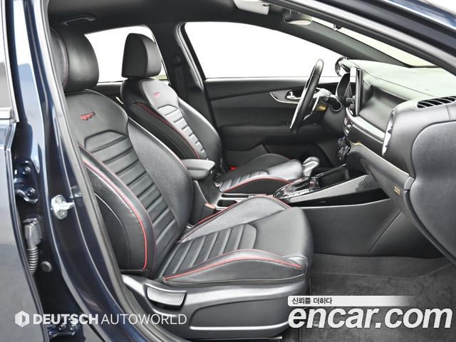 Kia K3 (II) 1.6 Turbo GT 5Door Signature 2022 — фото 10